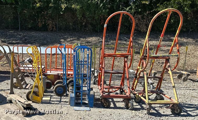 image for item OA9035 Carts