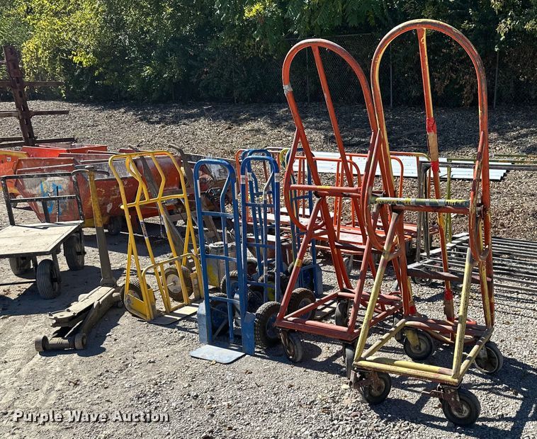 image for item OA9035 Carts