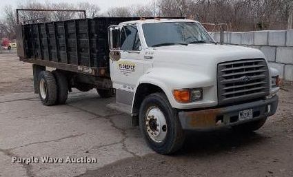 image for item OA9054 1995 Ford F700  dump truck