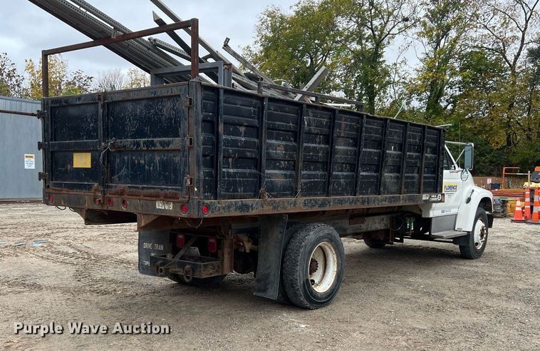 image for item OA9054 1995 Ford F700  dump truck
