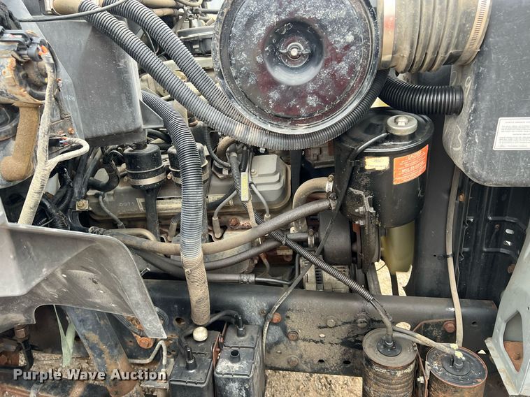 image for item OA9054 1995 Ford F700  dump truck