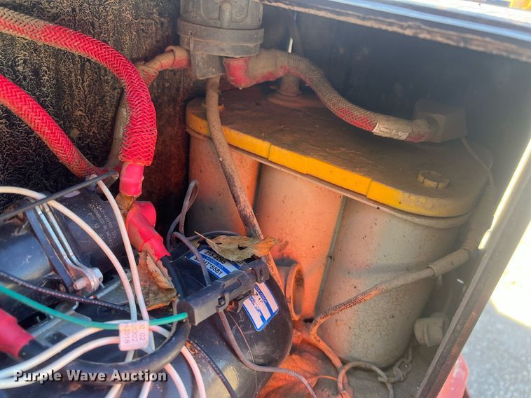 image for item OA9062 2018 Ditch Witch MV800  vacuum trailer