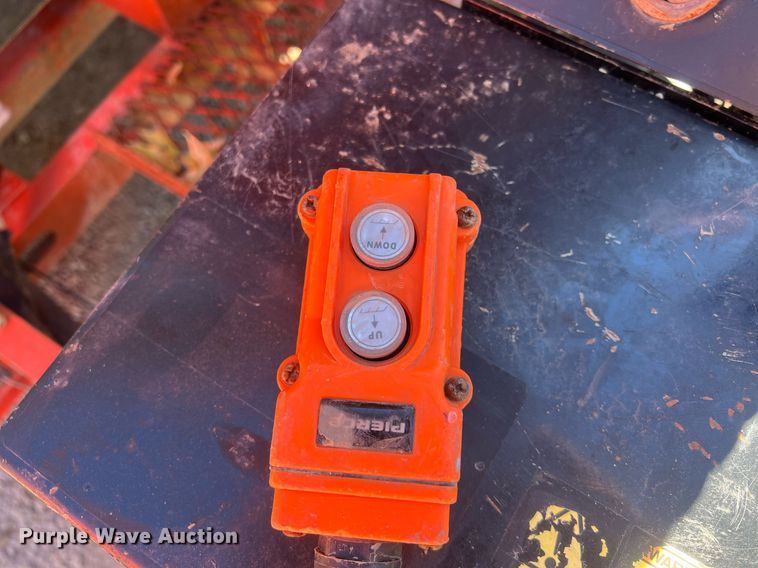 image for item OA9062 2018 Ditch Witch MV800  vacuum trailer