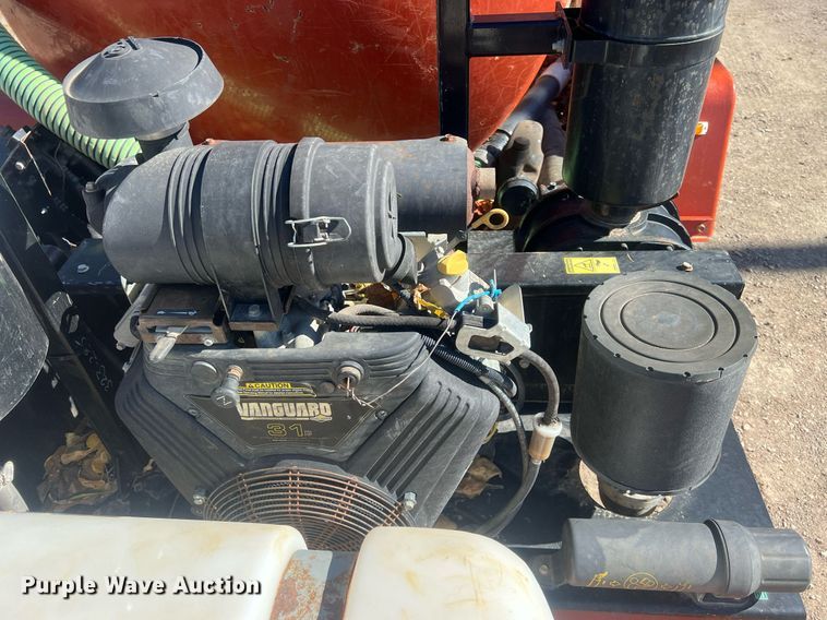 image for item OA9062 2018 Ditch Witch MV800  vacuum trailer