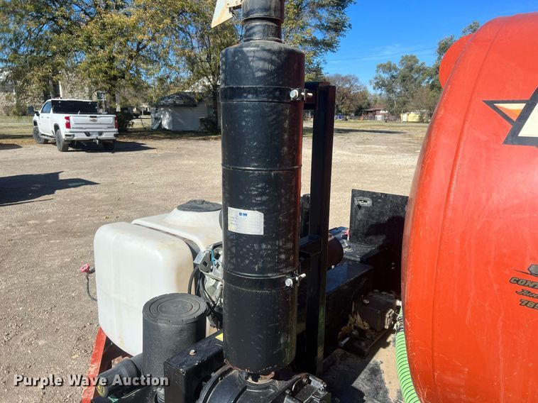 image for item OA9062 2018 Ditch Witch MV800  vacuum trailer