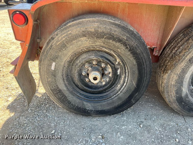 image for item OA9062 2018 Ditch Witch MV800  vacuum trailer