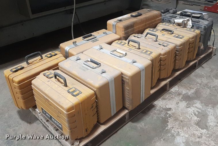 image for item OF9564 Surveying equipment