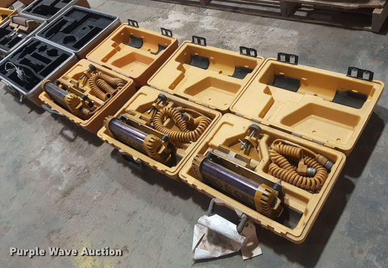image for item OF9564 Surveying equipment