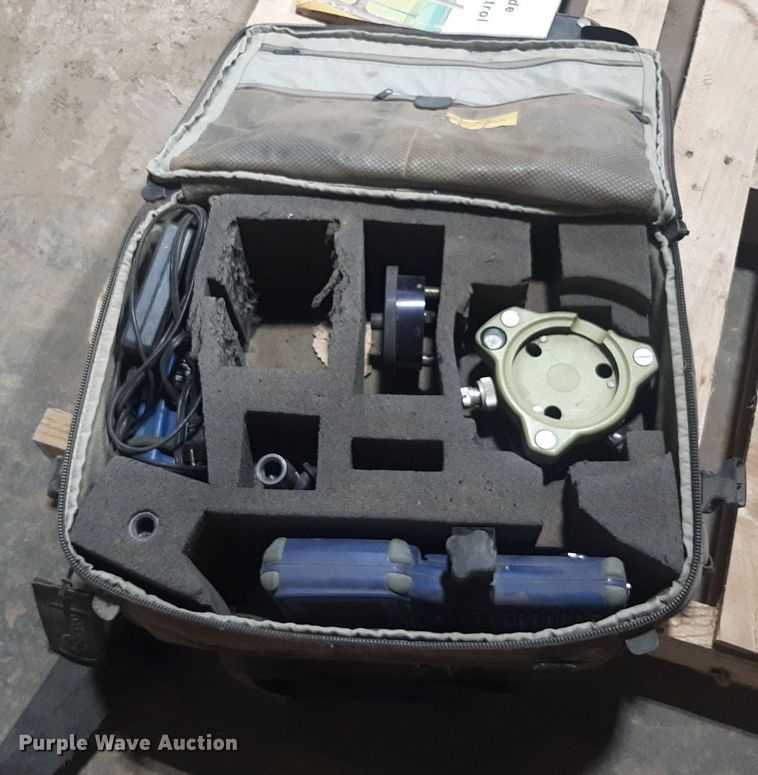 image for item OF9564 Surveying equipment