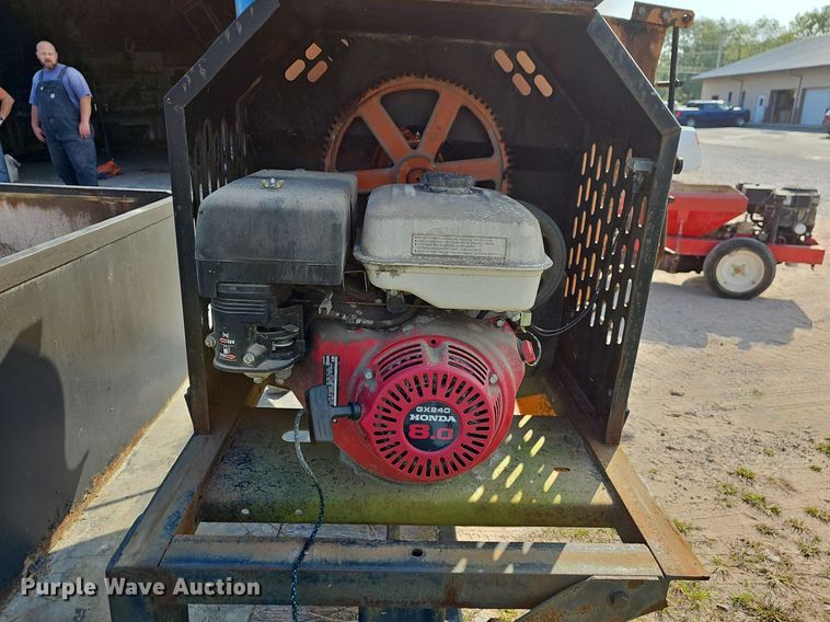 image for item OG9483 Mudjack equipment with trailer