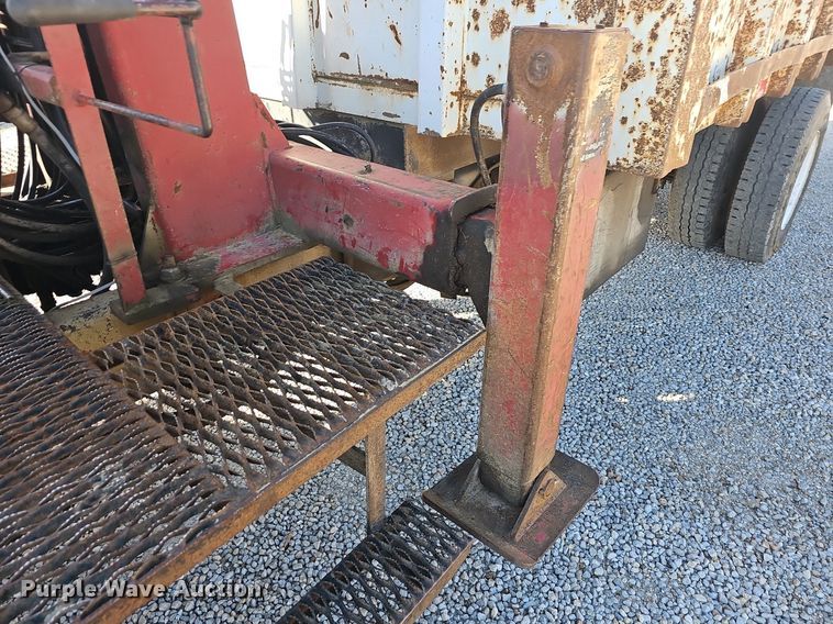 image for item OG9518 2000 Sterling L-Line  dump truck