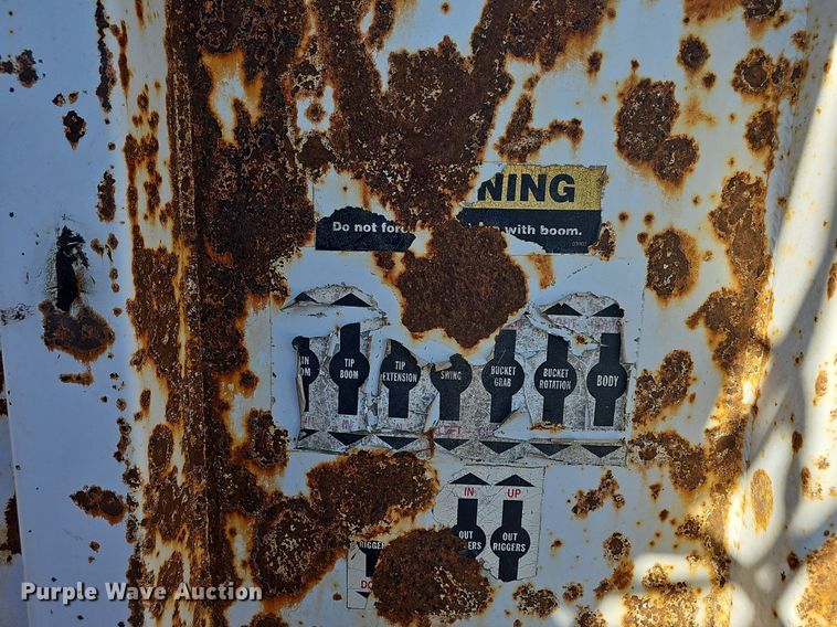 image for item OG9518 2000 Sterling L-Line  dump truck