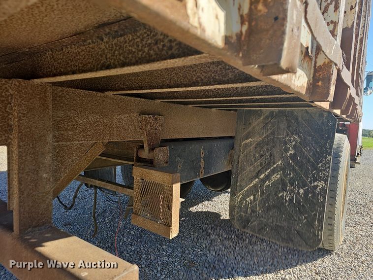 image for item OG9518 2000 Sterling L-Line  dump truck