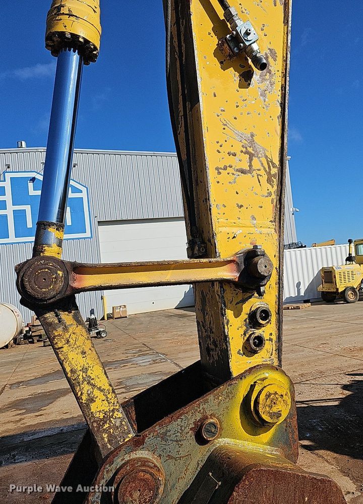 image for item OG9540 2009 Komatsu PC228USLC-3E0  excavator