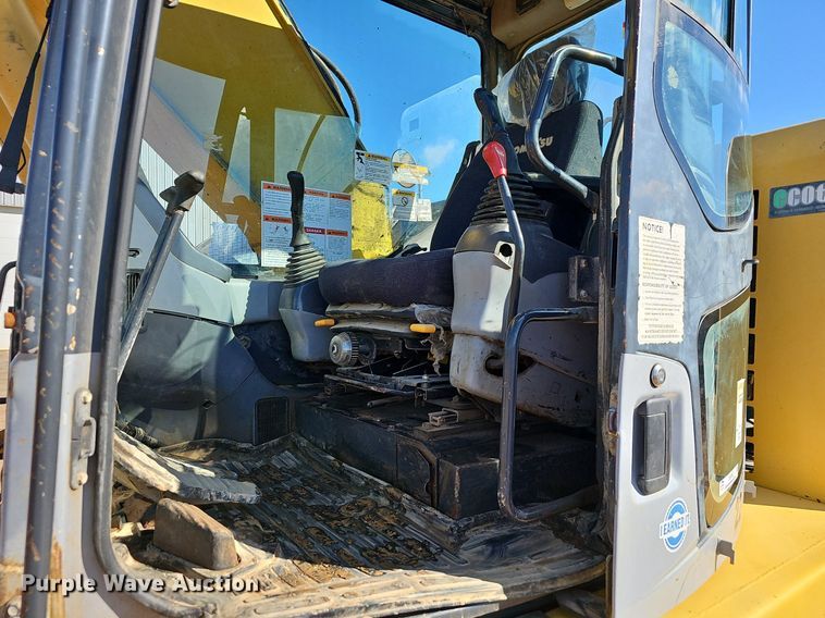 image for item OG9540 2009 Komatsu PC228USLC-3E0  excavator