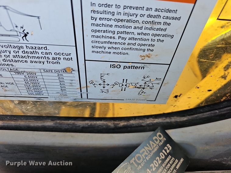 image for item OG9540 2009 Komatsu PC228USLC-3E0  excavator