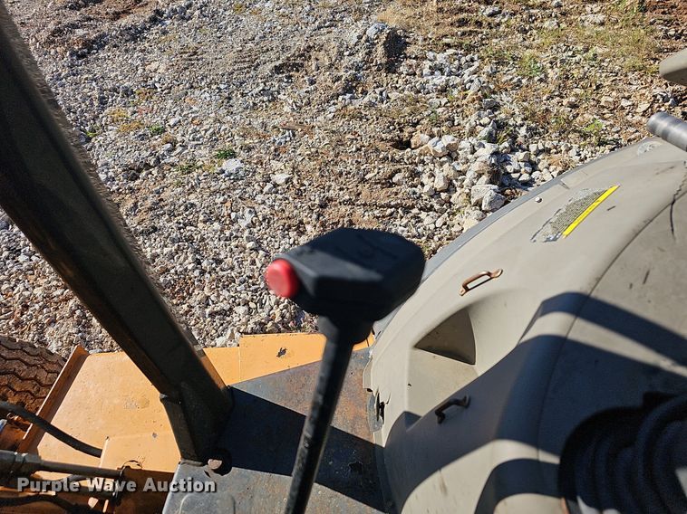 image for item OG9541 2005 Case 580 Super M Series 2  backhoe