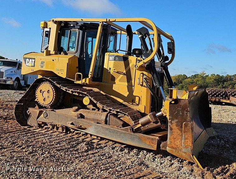image for item OG9543 2014 Caterpillar D6T XL  dozer