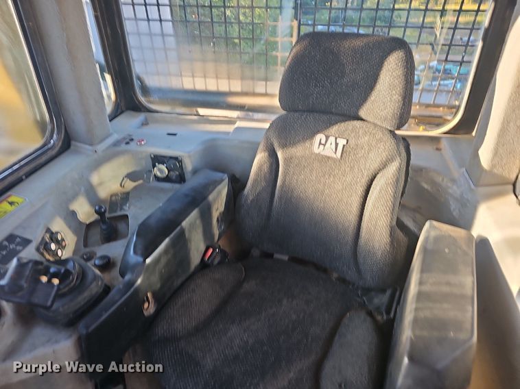 image for item OG9543 2014 Caterpillar D6T XL  dozer