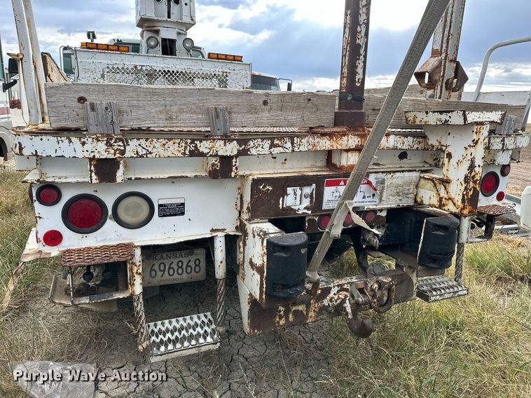 image for item OK9025 1998 GMC C7500  crane truck