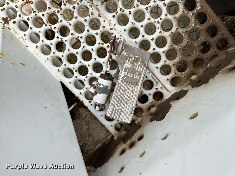 image for item OK9025 1998 GMC C7500  crane truck