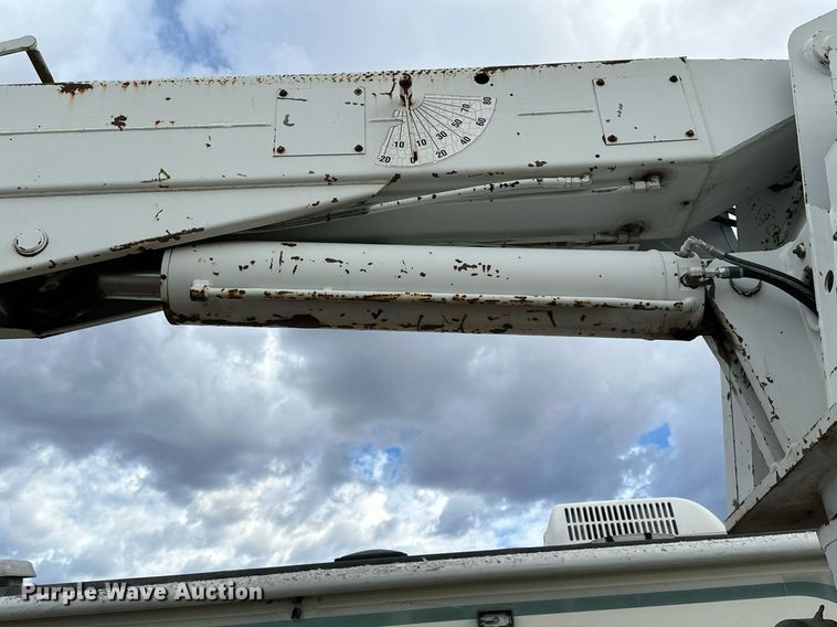 image for item OK9025 1998 GMC C7500  crane truck