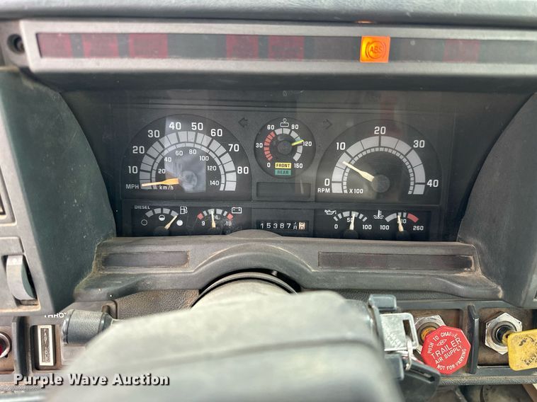 image for item OK9025 1998 GMC C7500  crane truck