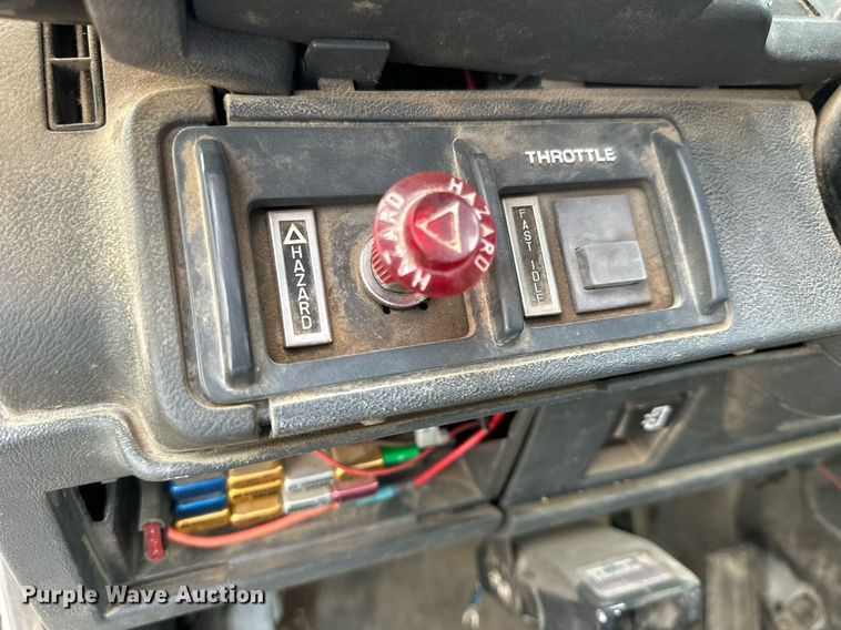 image for item OK9025 1998 GMC C7500  crane truck