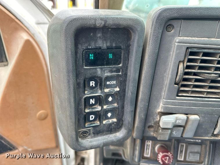 image for item OK9025 1998 GMC C7500  crane truck