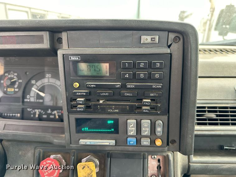 image for item OK9025 1998 GMC C7500  crane truck