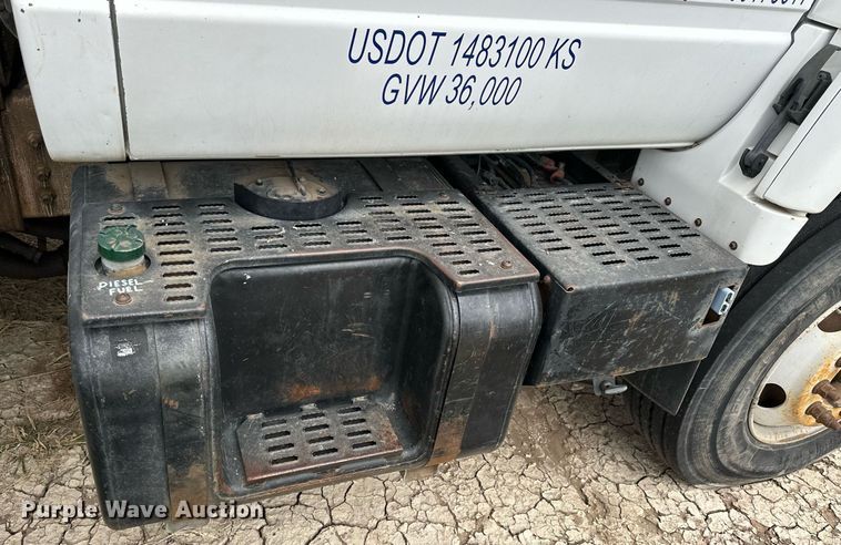 image for item OK9025 1998 GMC C7500  crane truck