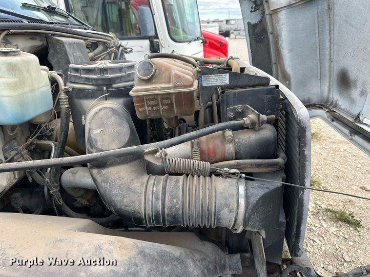 image for item OK9025 1998 GMC C7500  crane truck