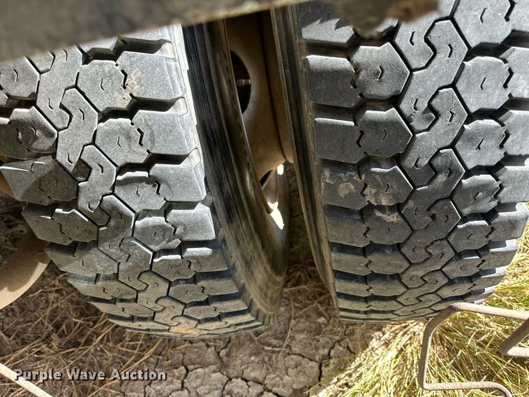 image for item OK9025 1998 GMC C7500  crane truck