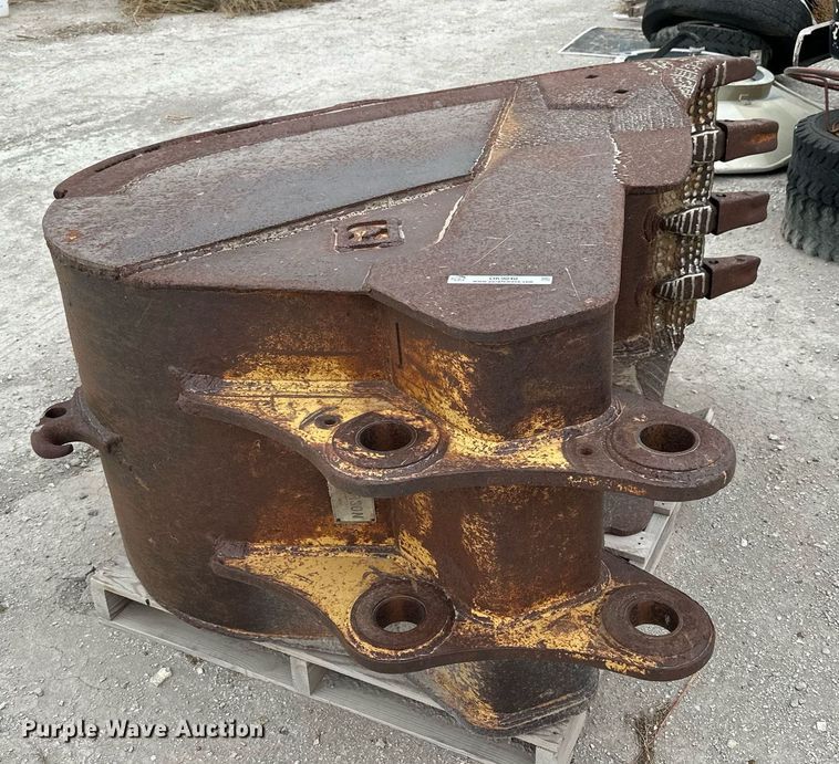 image for item OK9040 Balderson  excavator bucket