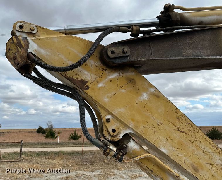 image for item OK9050 1984 Caterpillar 225  excavator