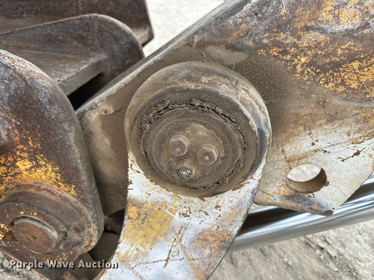 image for item OK9050 1984 Caterpillar 225  excavator