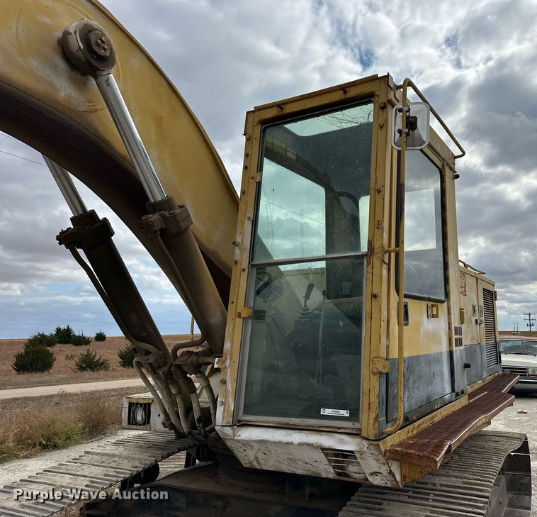 image for item OK9050 1984 Caterpillar 225  excavator