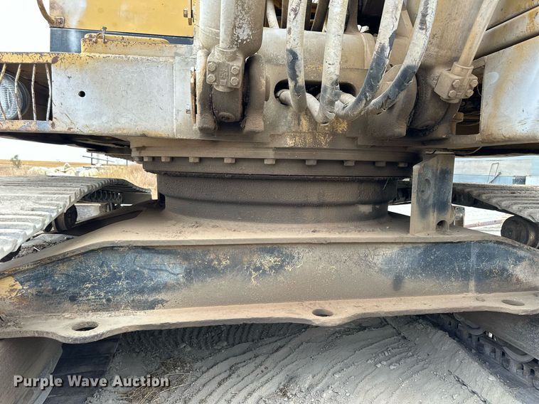 image for item OK9050 1984 Caterpillar 225  excavator