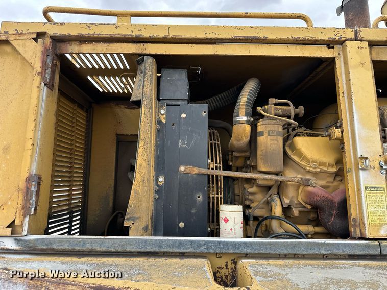 image for item OK9050 1984 Caterpillar 225  excavator