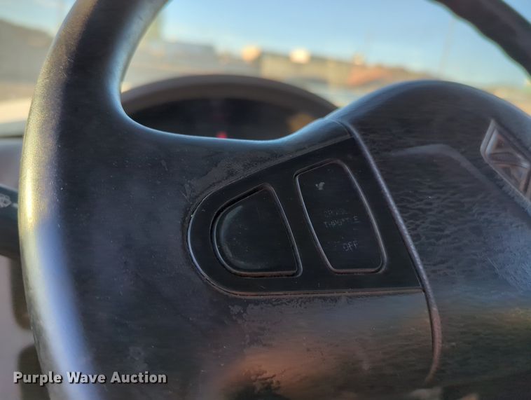 image for item OL9047 2009 International 7300  oil distributor truck