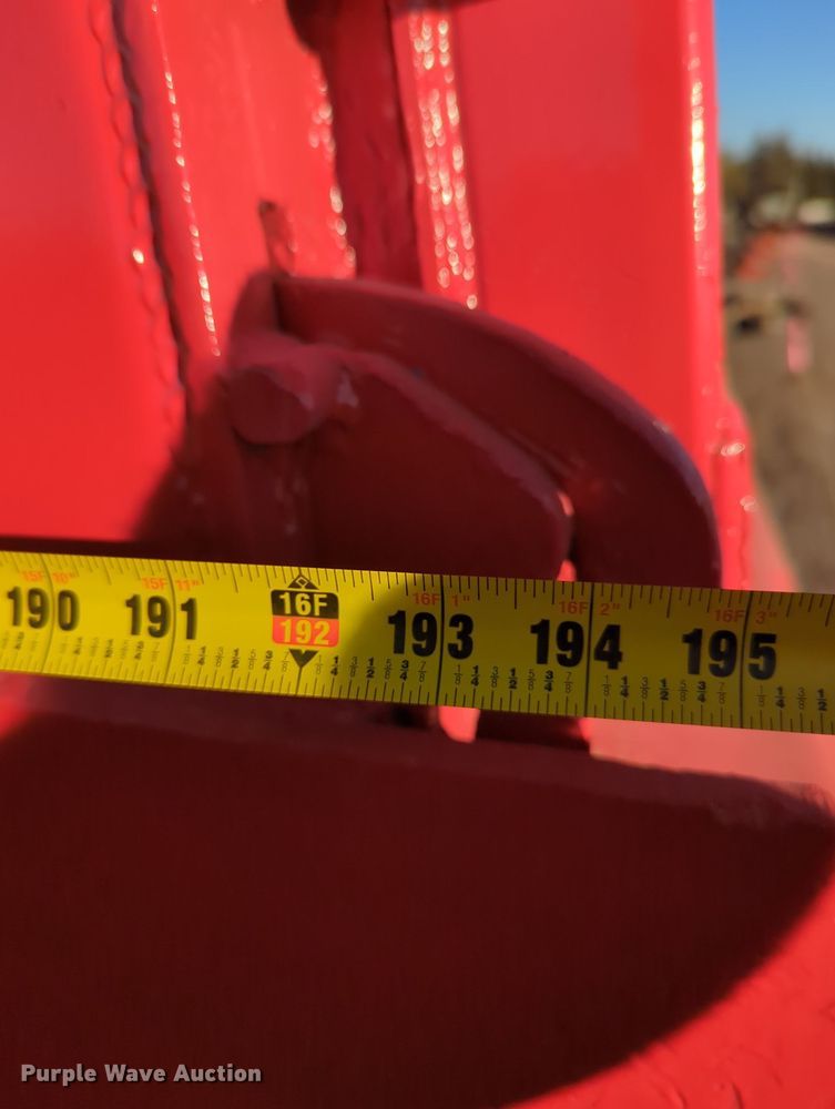 image for item OL9048 2000 Mack RD690S  dump truck