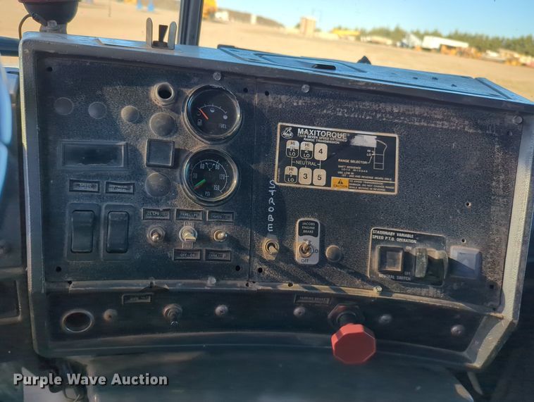 image for item OL9048 2000 Mack RD690S  dump truck