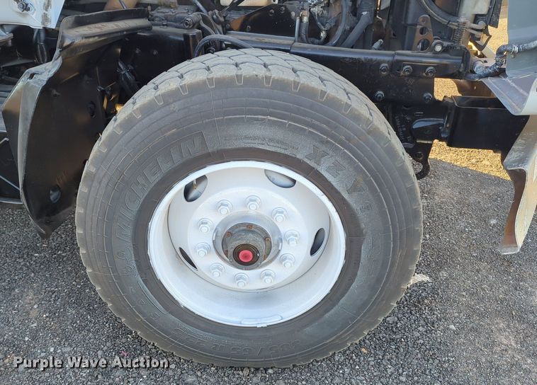 image for item OL9048 2000 Mack RD690S  dump truck