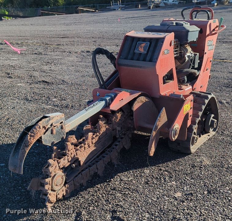 image for item OL9050 2017 Ditch Witch C16X  trencher