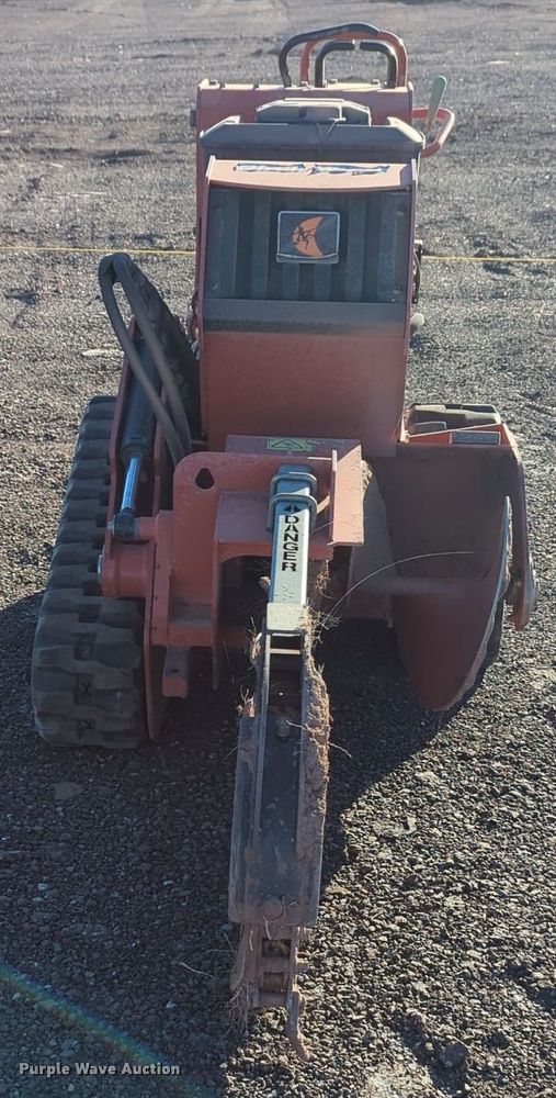 image for item OL9050 2017 Ditch Witch C16X  trencher