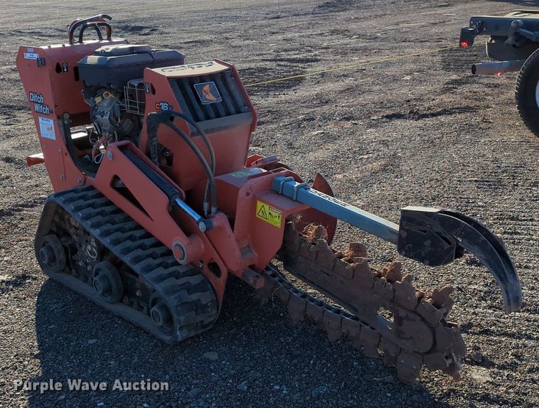 image for item OL9050 2017 Ditch Witch C16X  trencher