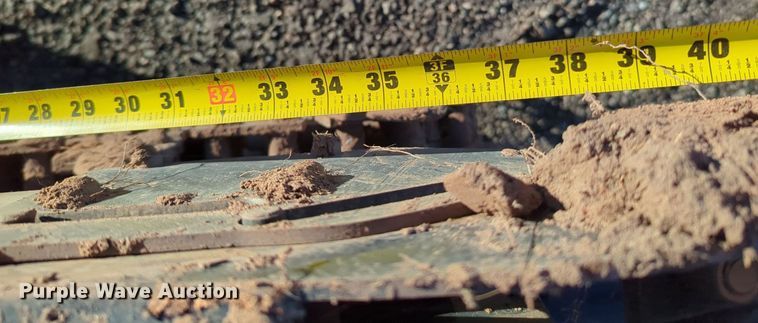 image for item OL9050 2017 Ditch Witch C16X  trencher