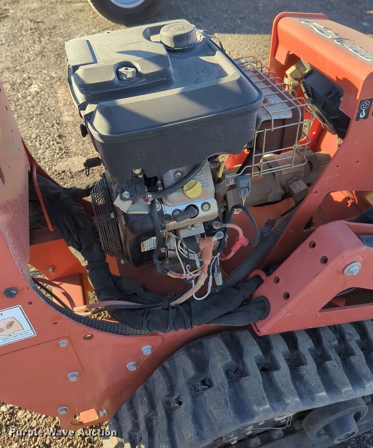 image for item OL9050 2017 Ditch Witch C16X  trencher