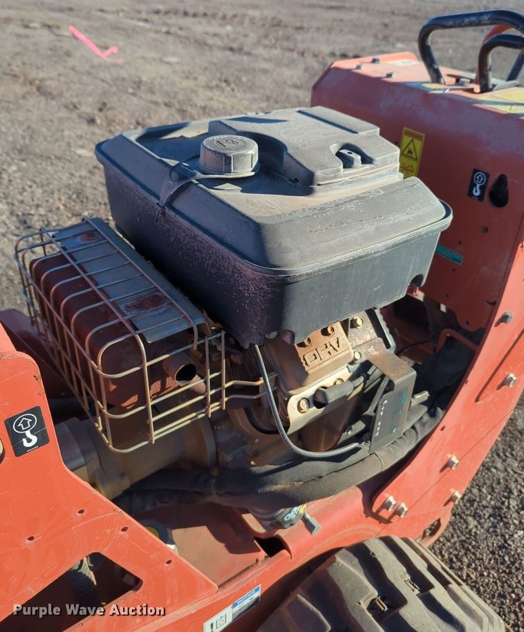 image for item OL9050 2017 Ditch Witch C16X  trencher