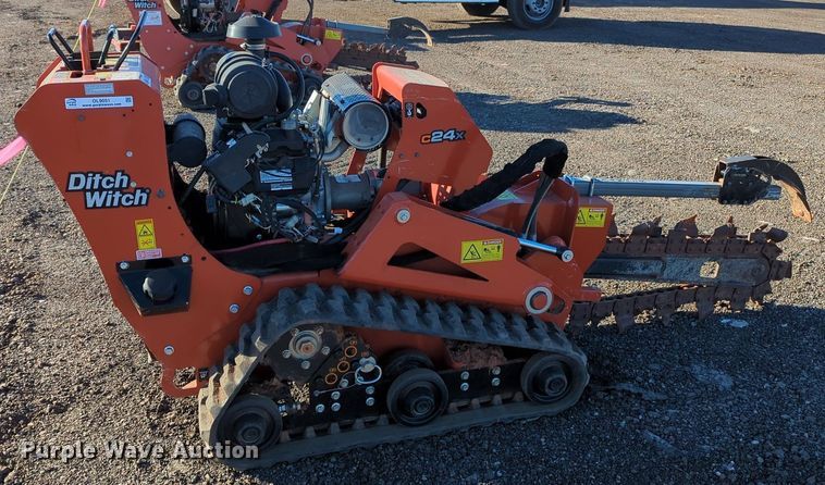 image for item OL9051 2019 Ditch Witch C24X  trencher